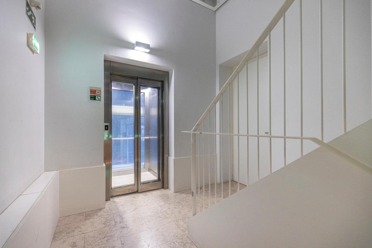 Cozy Downtown Studio By Lovelystay Lisboa Eksteriør billede